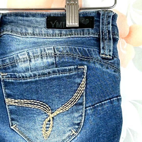 YMI Jeans Womens 3 Blue Medium Wash Skinny Distressed Low Rise 5 Pocket Denim - Picture 8 of 13